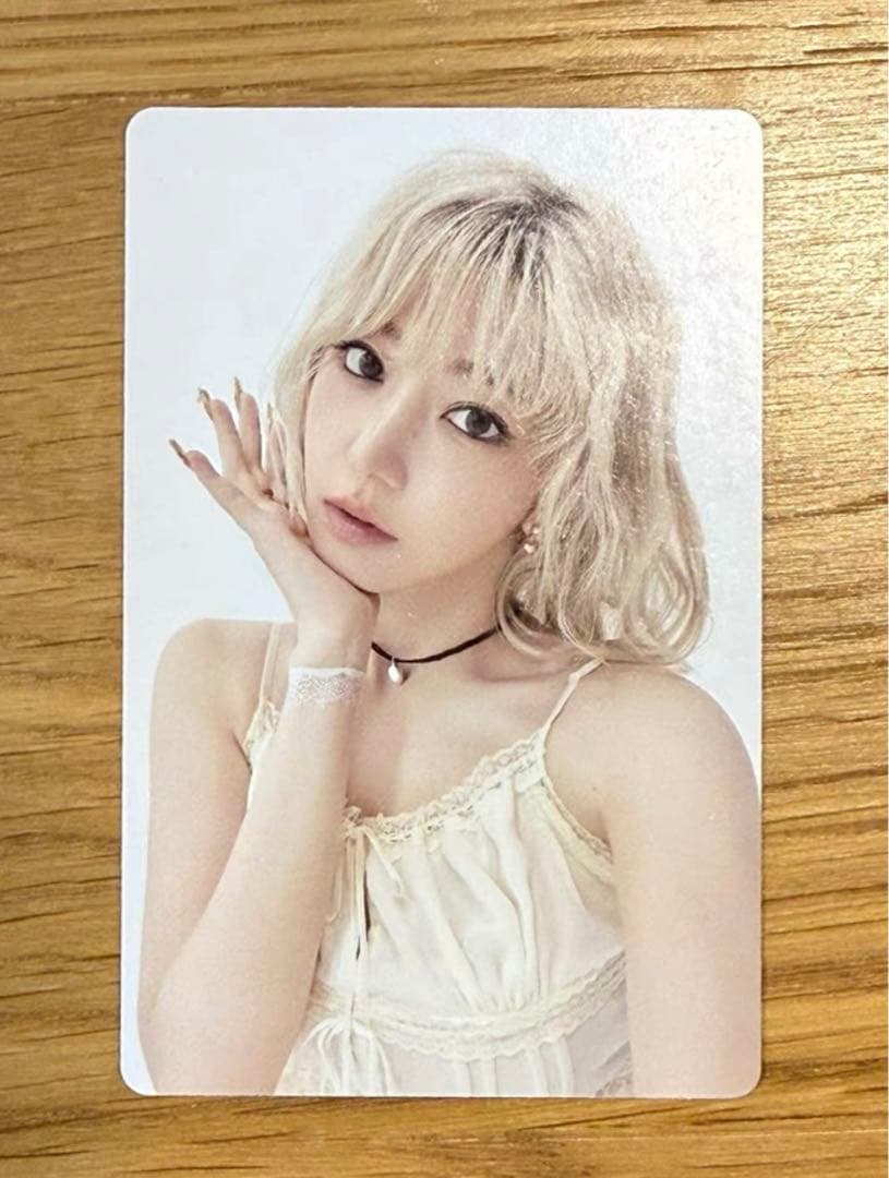 ルセラフィム HOT アメリカ target 限定 トレカ サクラ ルセラフィム サクラ HOT Target アメリカ US 限定特典 トレカ - メルカリ