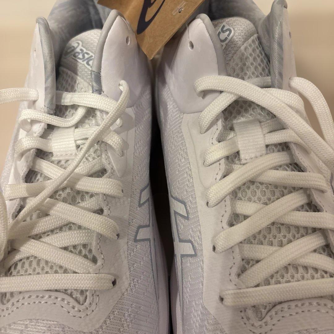 asics バッシュGELBURST 27.5cm 新品未使用