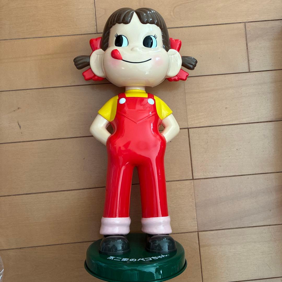 不二家のペコちゃん首振り昭和レトロ - メルカリ