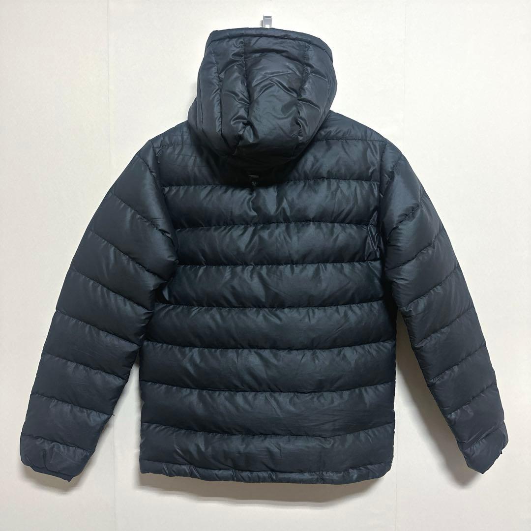 《patagonia》 パタゴニア (XS) フード付きダウンジャケット 難あり