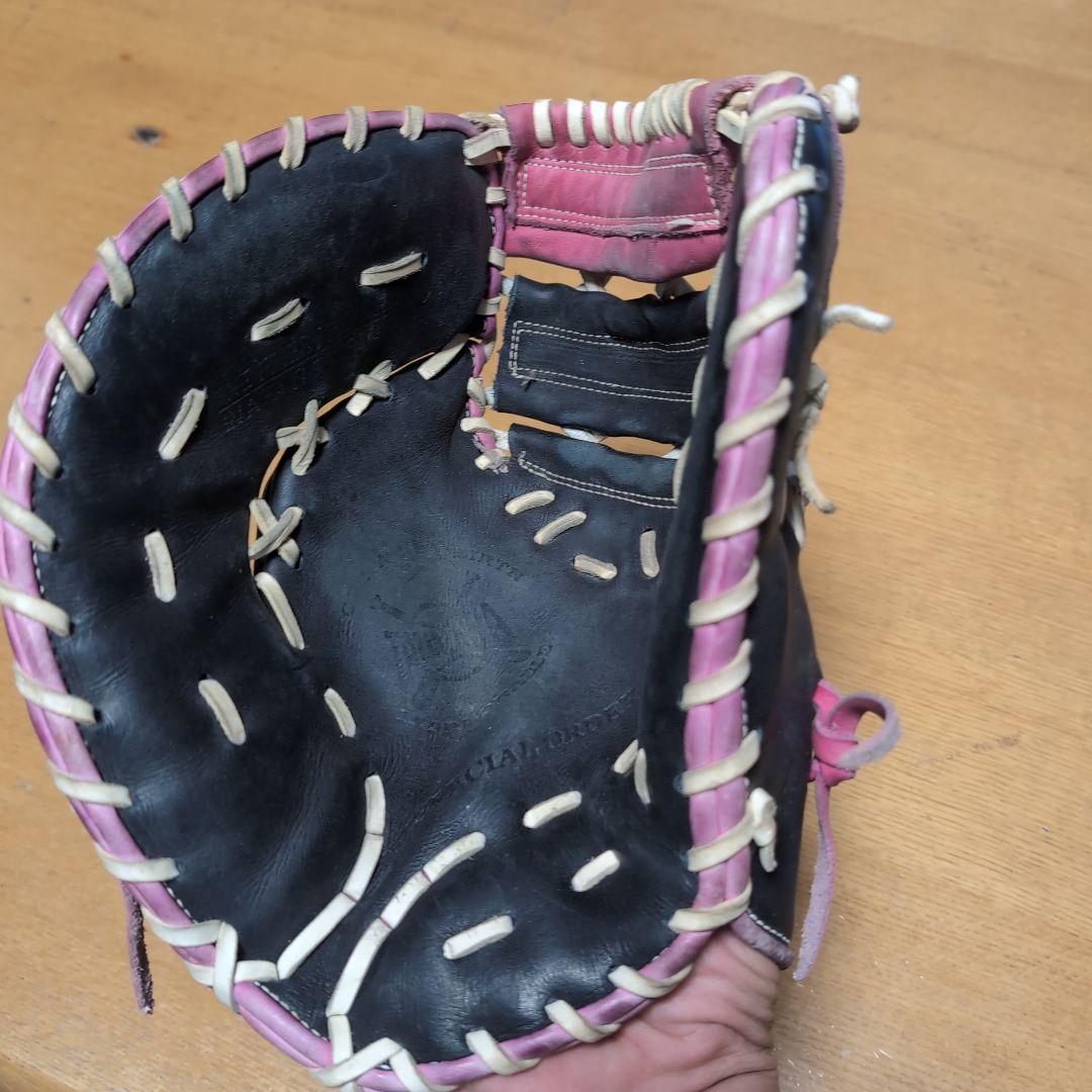 TAMAZAWA 軟式ファーストミット 黒/ピンク 左用 - メルカリ