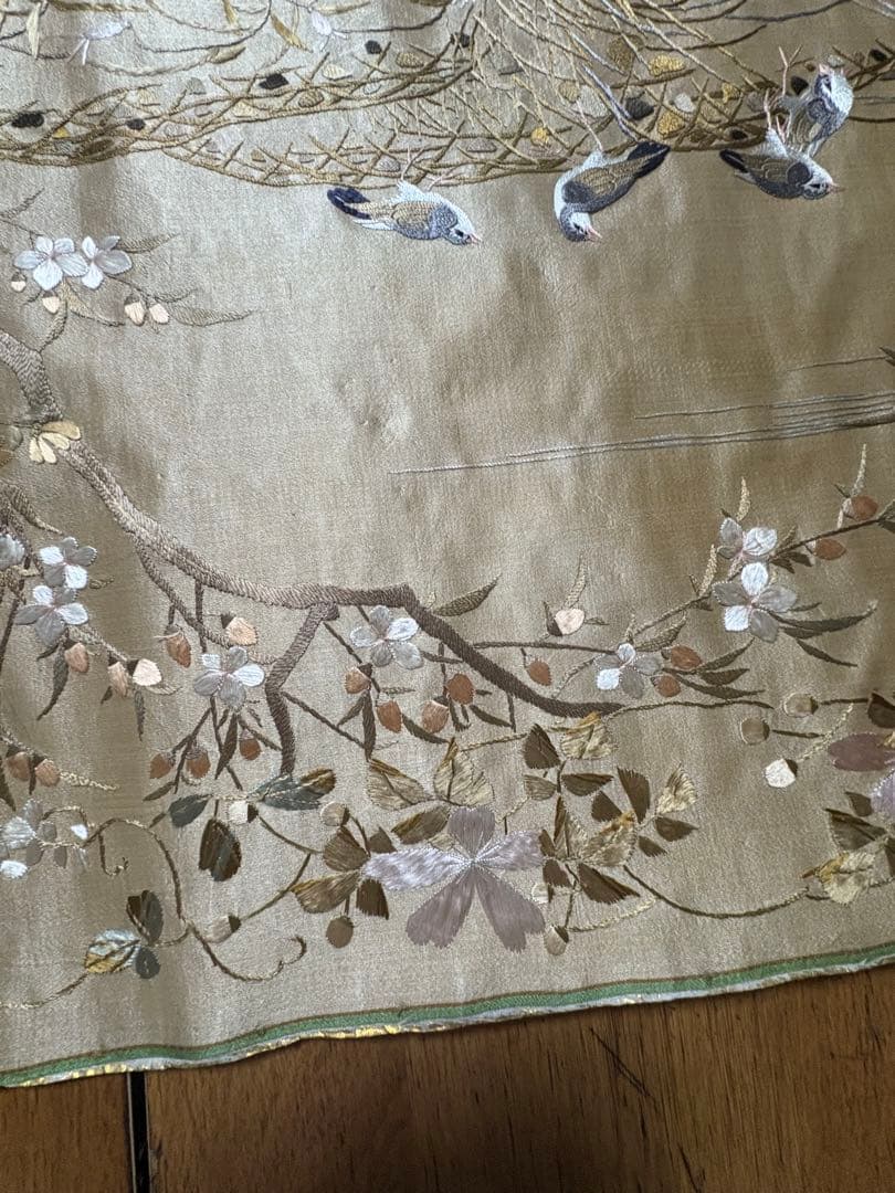 シルク生地？刺繍　181cm×45.5cm ベージュ