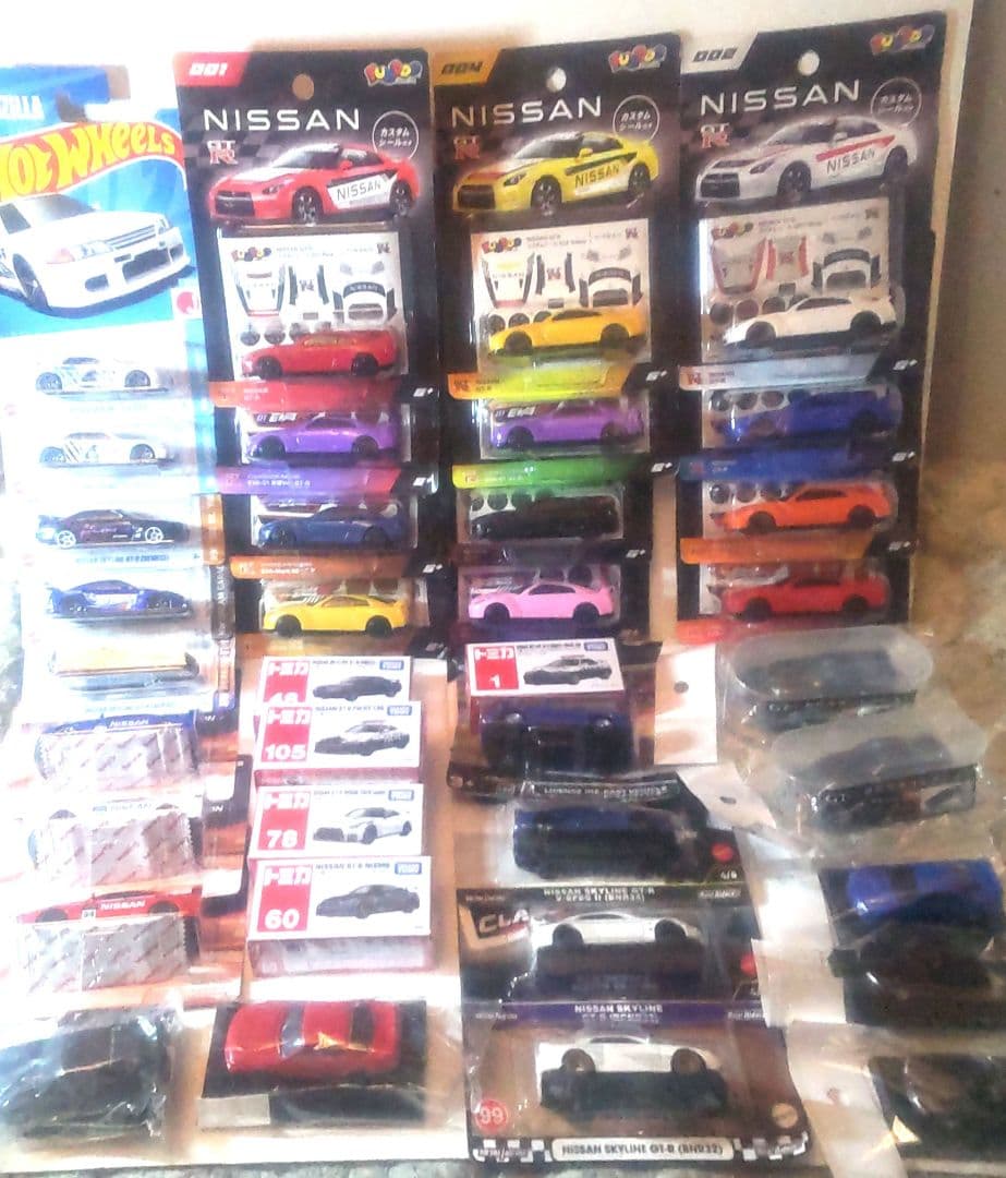 Nissan GT-R ミニカーセット 222 Make Up Co., Ltd. / NISSAN GT-R Premium edition T-spec 2024