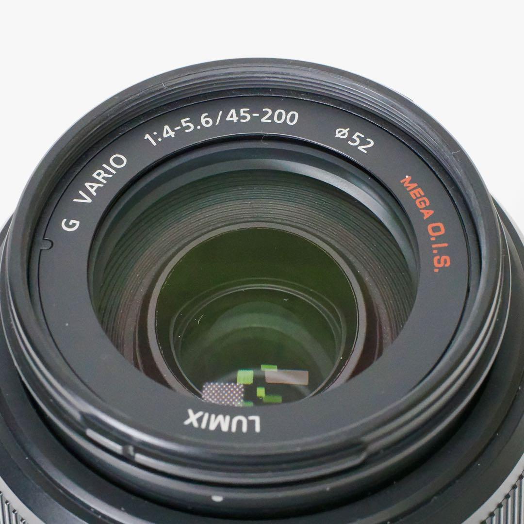 LUMIX 45-200mm f/4.0-5.6 ズームレンズ