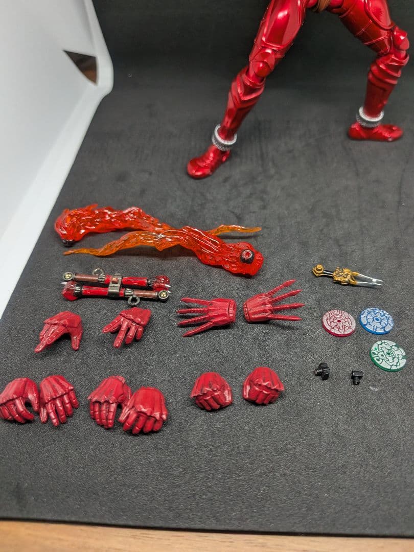 S.H.Figuarts 真骨彫製法 仮面ライダー響鬼 フィギュアーツ　紅セット