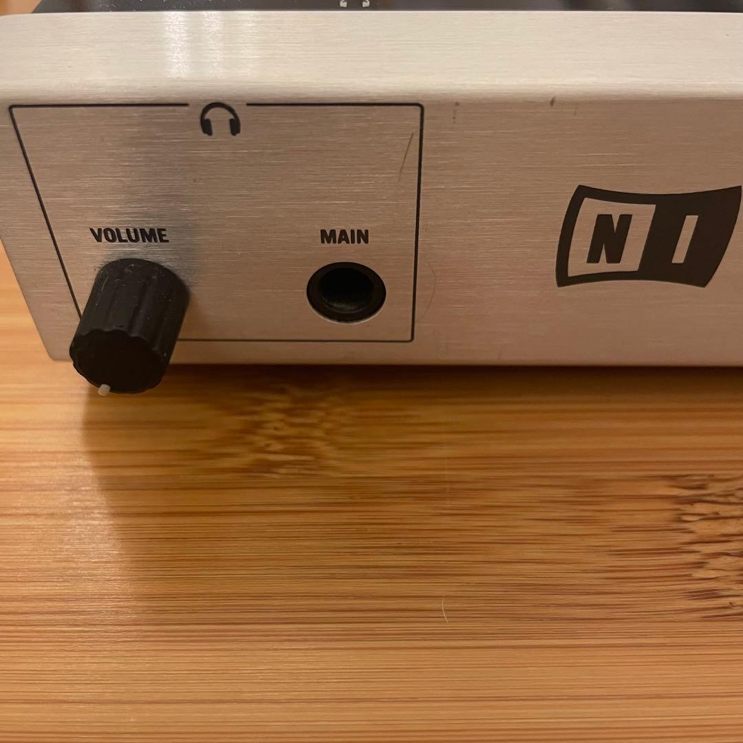 TRAKTOR SCRATCH A6 デジタルバイナルシステムDVS/PCDJ