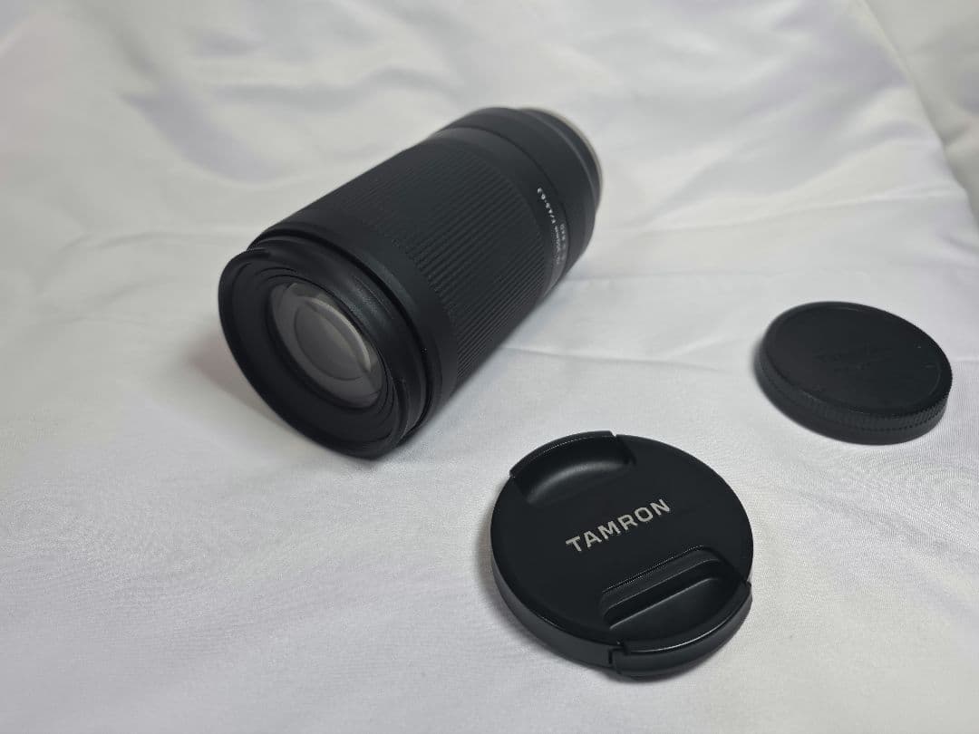 TAMRON 70-300mm F/4.5-6.3 Di III Eマウント