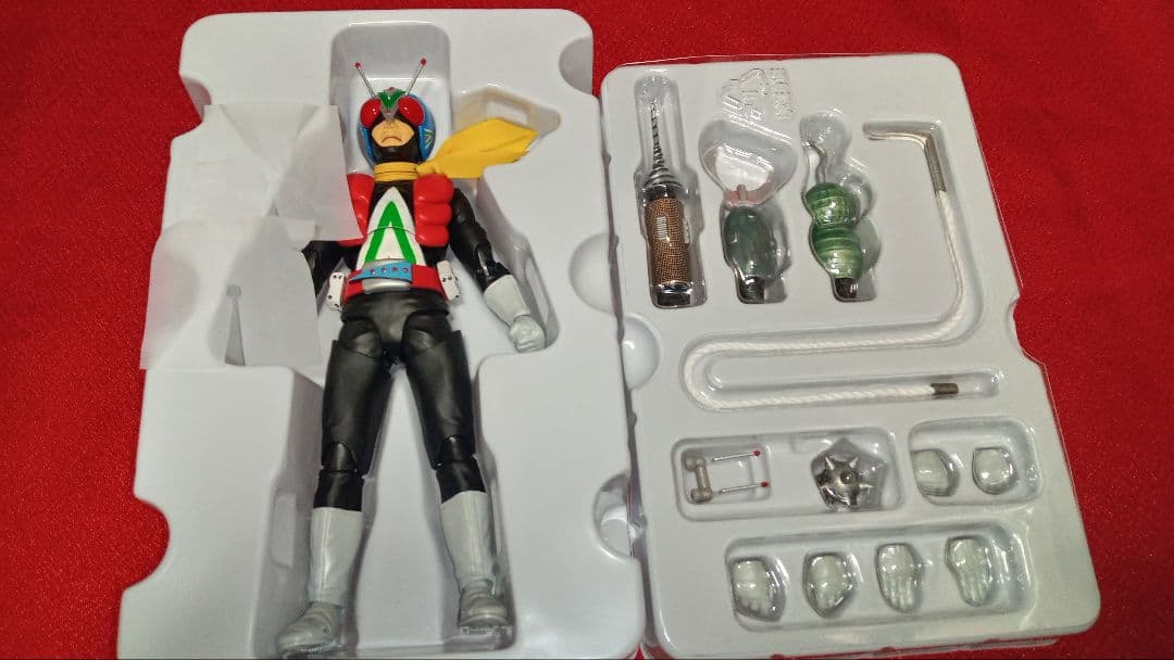 S.H.Figuarts 真骨彫製法　仮面ライダーV3 ライダーマン　2体セット