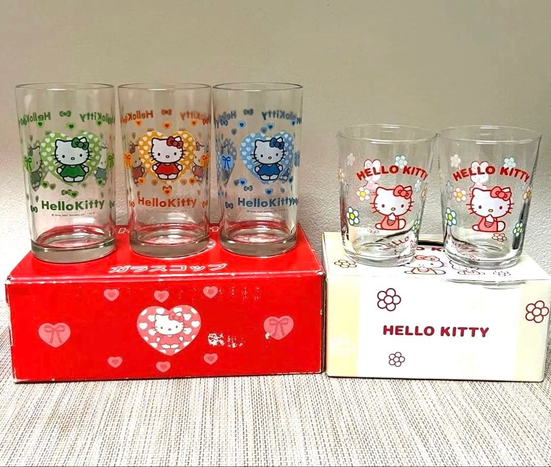 ハローキティ ガラスコップ 5コ 2001年 2007年 - メルカリ