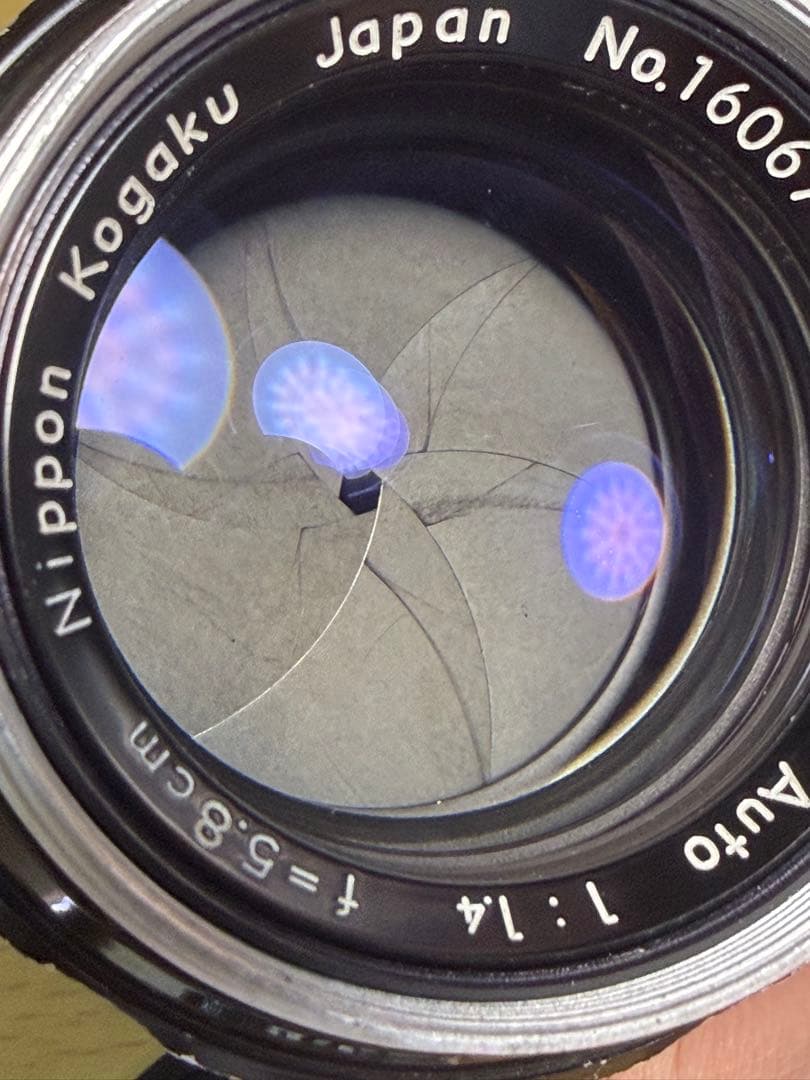 Nikon Nikkor-S Auto 5.8cm F1.4 + フード