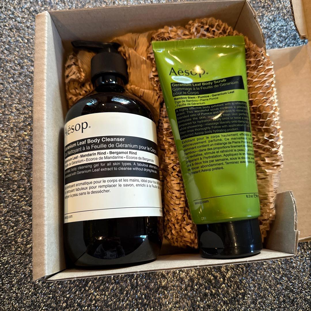 Aesop ゼラニウムリーフボディクレンザー&スクラブセット・つい最近の