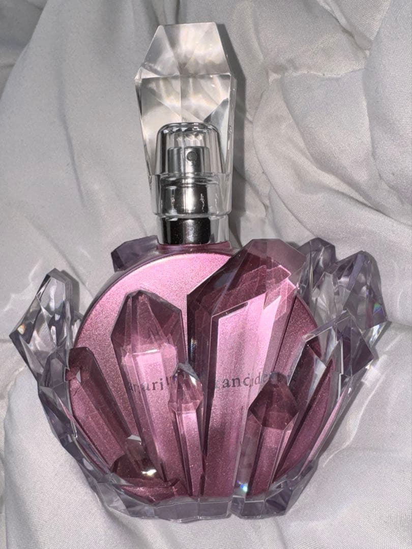 arianagrandeアリアナグランデ香水cherryeclipseチェリー