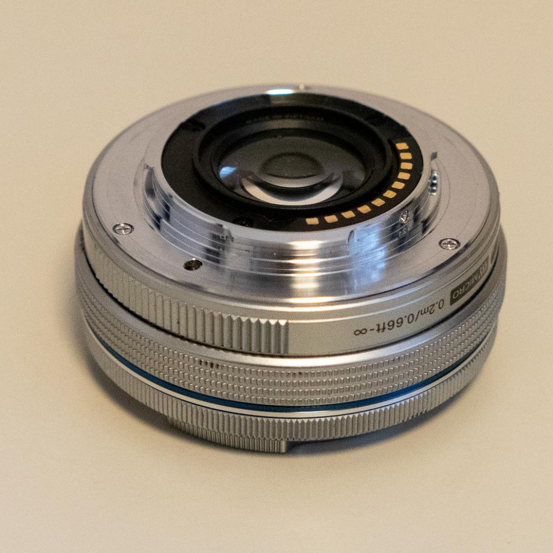 ZUIKOレンズ 14-42mm F3.5-5.6 EZ（自動開閉キャップ付き）