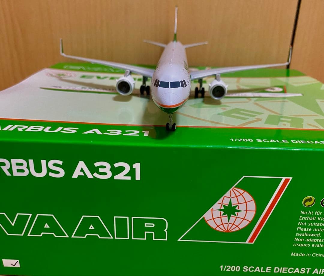 Jc wings エバー航空 A321 B-16216 1/200 LH2095 - メルカリ