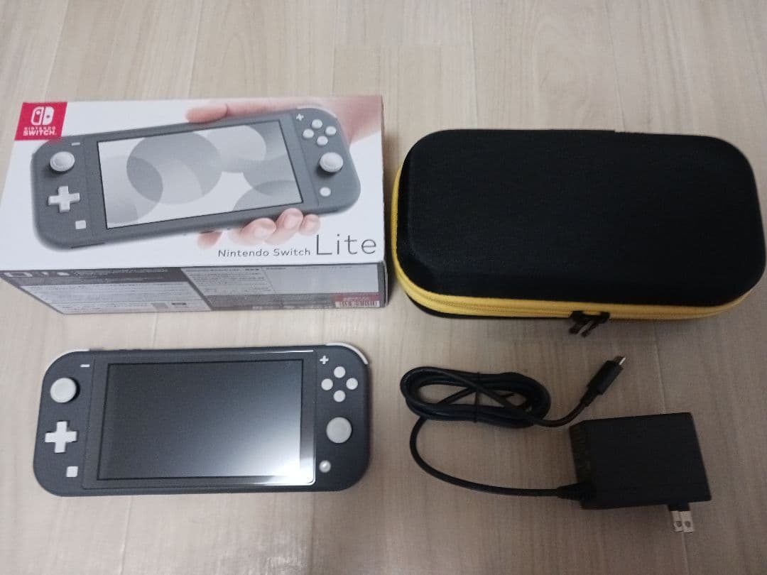 Nintendo Switch Lite グレー 本体 ケース SDカード付き Amazon.co.jp: Nintendo Switch Lite グレー : ゲーム