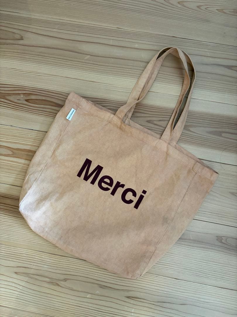 Merci 初期トートバッグ ベージュ(ライトブラウン)カラー タグ付き