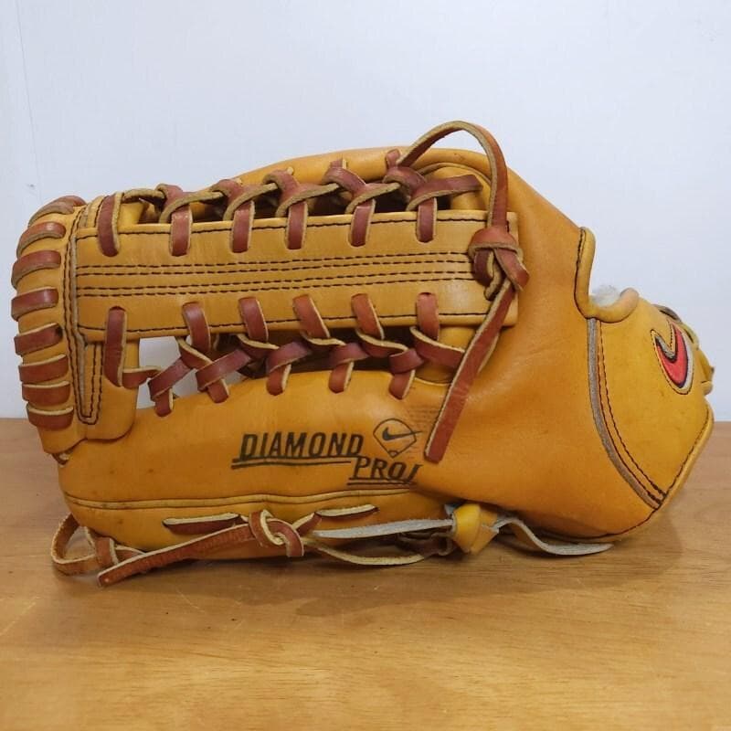 NIKE ナイキ ダイアモンドプロJ 廃盤品 激レア 左投げ用 軟式グローブ
