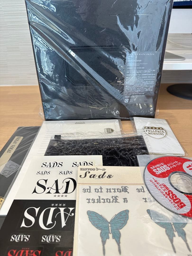 清春　黒夢　MARDIGRAS 詩集　SADS ネックレス　香水 清春 黒夢 MARDIGRAS 詩集 SADS ネックレス 香水 - メルカリ