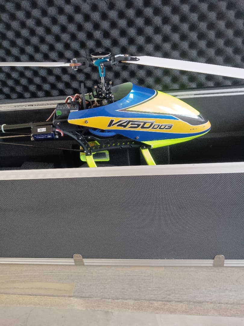 ワルケラV450D03 電動ヘリコプター アルミケース付き、おまけ付（写真