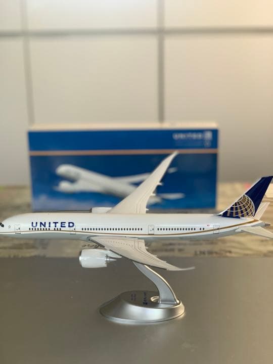 ユナイテッド航空 ボーイング787-9 飛行機 模型 1/200 - メルカリ