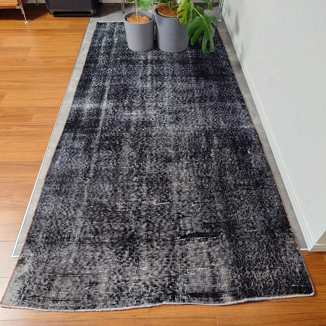 101から109×229 ブラックオーバーダイ トルコヴィンテージラグ - メルカリ