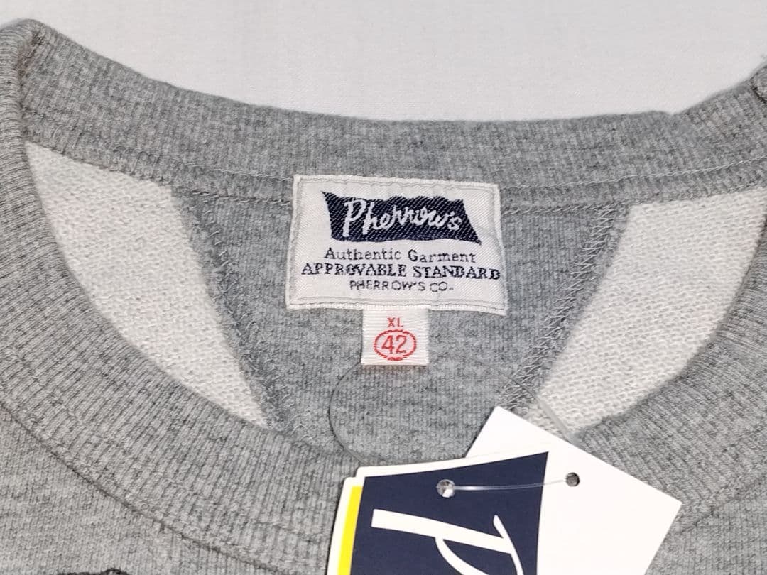 フェローズ 総柄 クルーネック スウェット プリント 裏毛 両V 音楽家