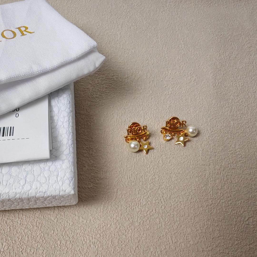 Dior ディオール ゴールド ピアス Dior】ディオール DIO(R)EVOLUTION☆ゴールドピアス (Dior/ピアス