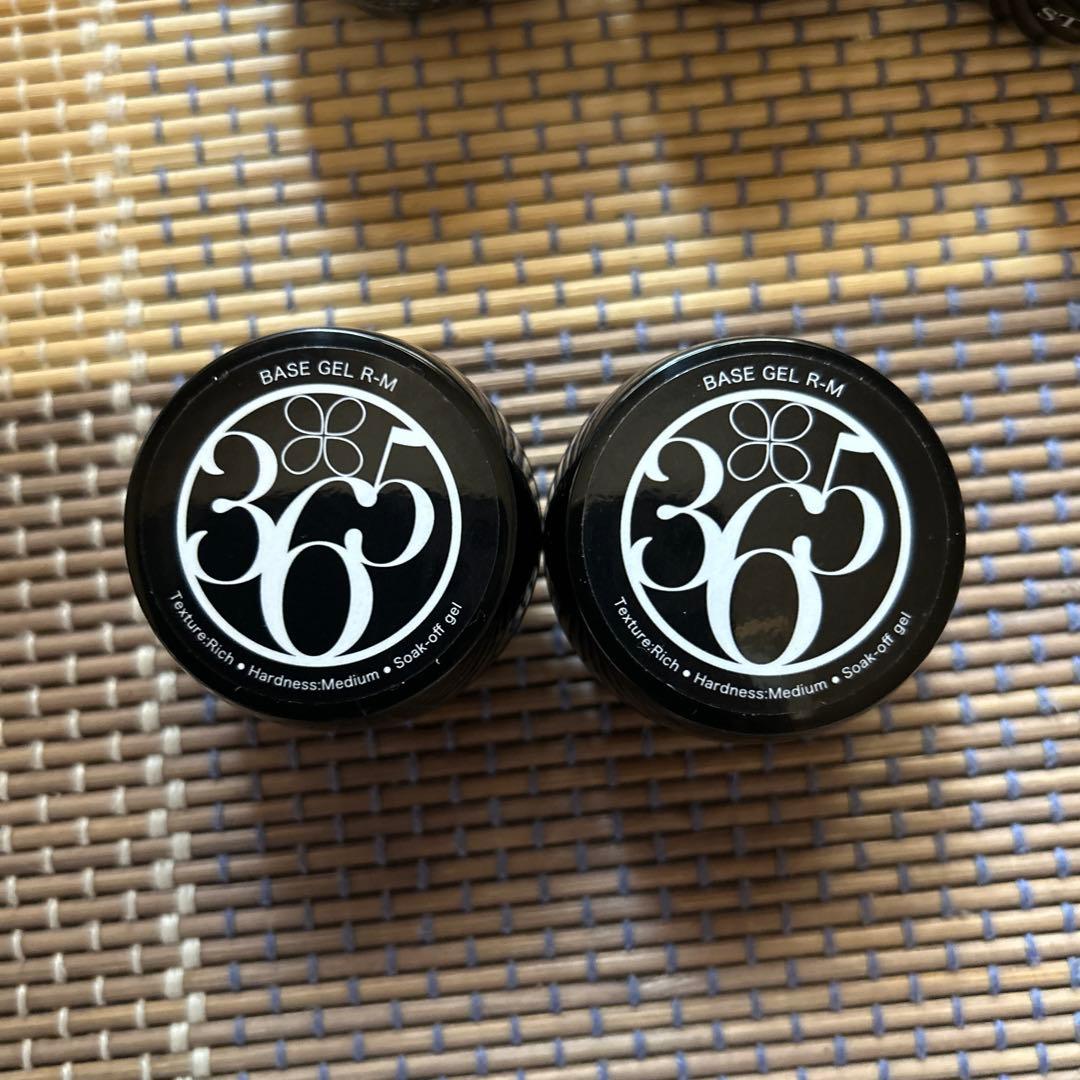 Emily様ストーリージェル365 ベースジェル R-M 新品未使用品 15g等