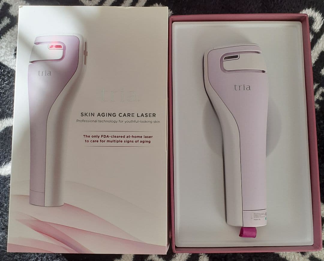tria トリア・スキンエイジングケアレーザー ライラック
