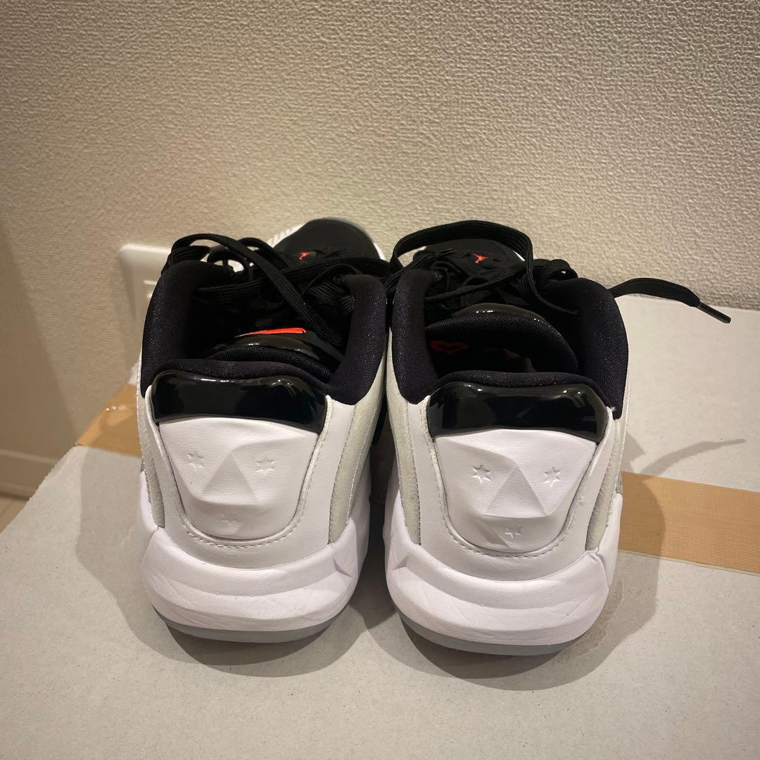 Jordan luka4 セメントホワイト 25.5cm