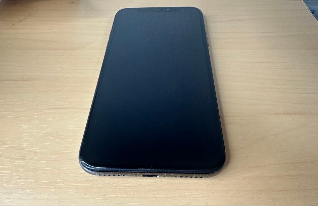 Apple iPhone X スペースグレー 本体 - メルカリ