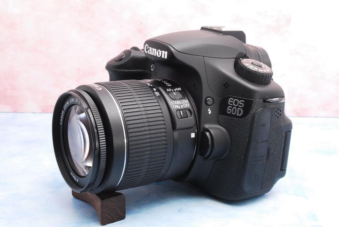 ☆Canon EOS 60D☆一眼レフカメラ☆S数少☆手ぶれ補正レンズ