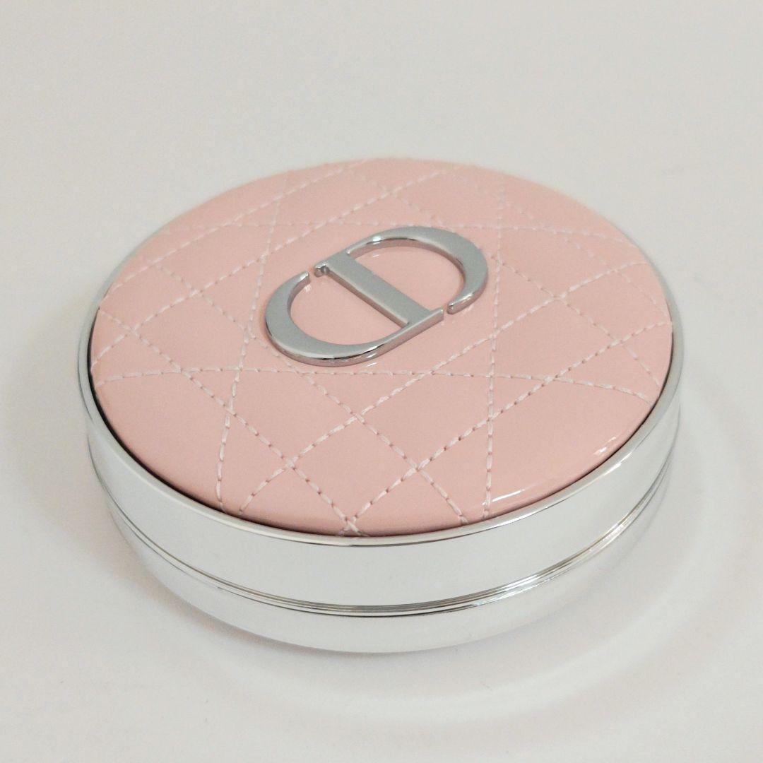 Dior 限定♡ディオールスキンフォーエヴァークッションケース ピンク