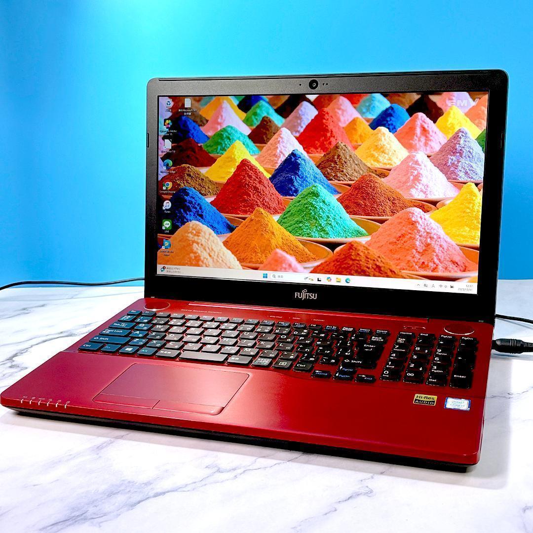 美品レッド！Corei7・メモリ8GB・SSD・ブルーレイ・ノートパソコン