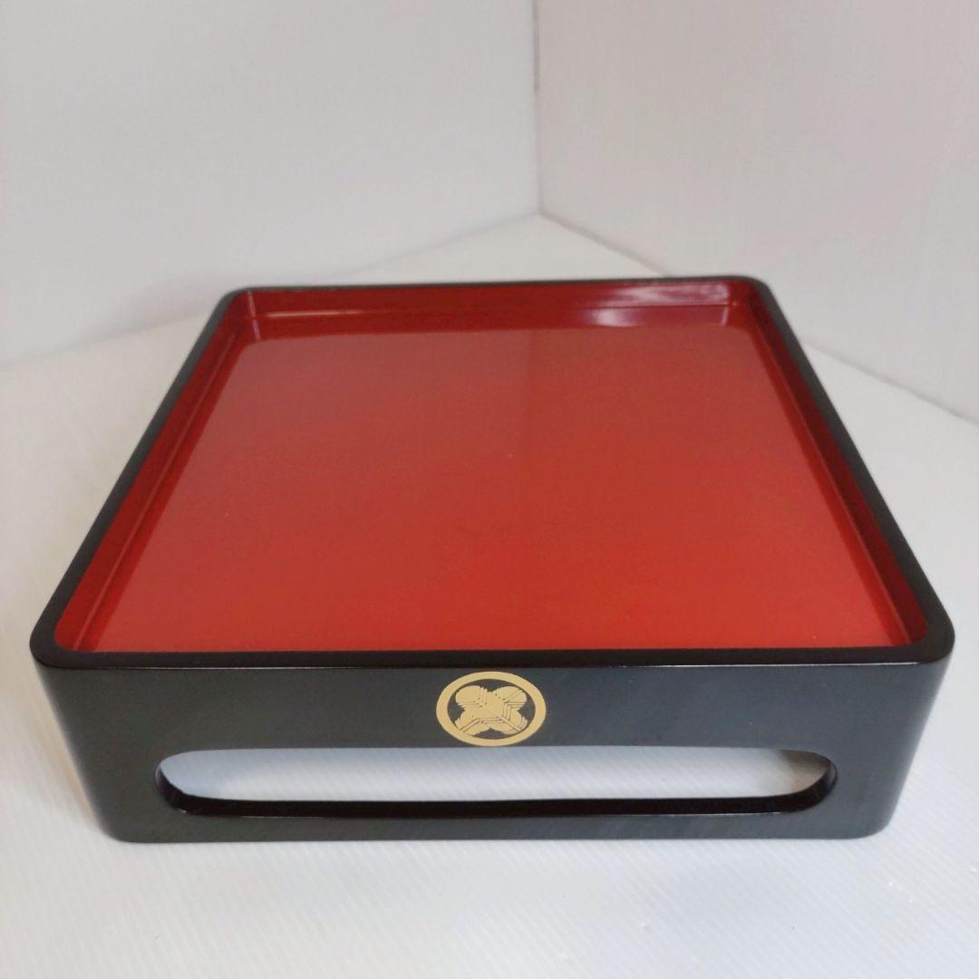 会津塗 3段重箱 丸に違い鷹の羽 家紋入 黒漆 木箱付年末年始の集まりに