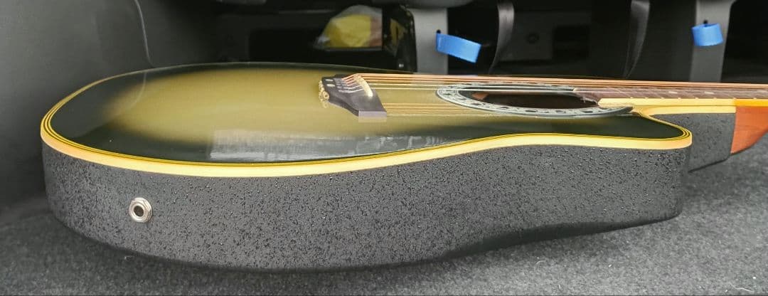 美品 アコースティックギター グリーン/イエロー クラフトマン ケース付