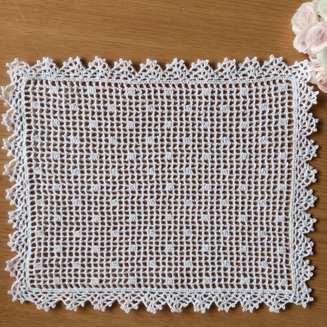 レース編みドイリーホワイトハンドメイド - メルカリ