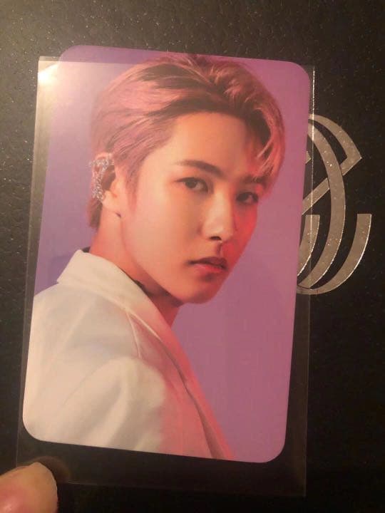 ロンジュン  beyond live トレカ mv_slide_1.png