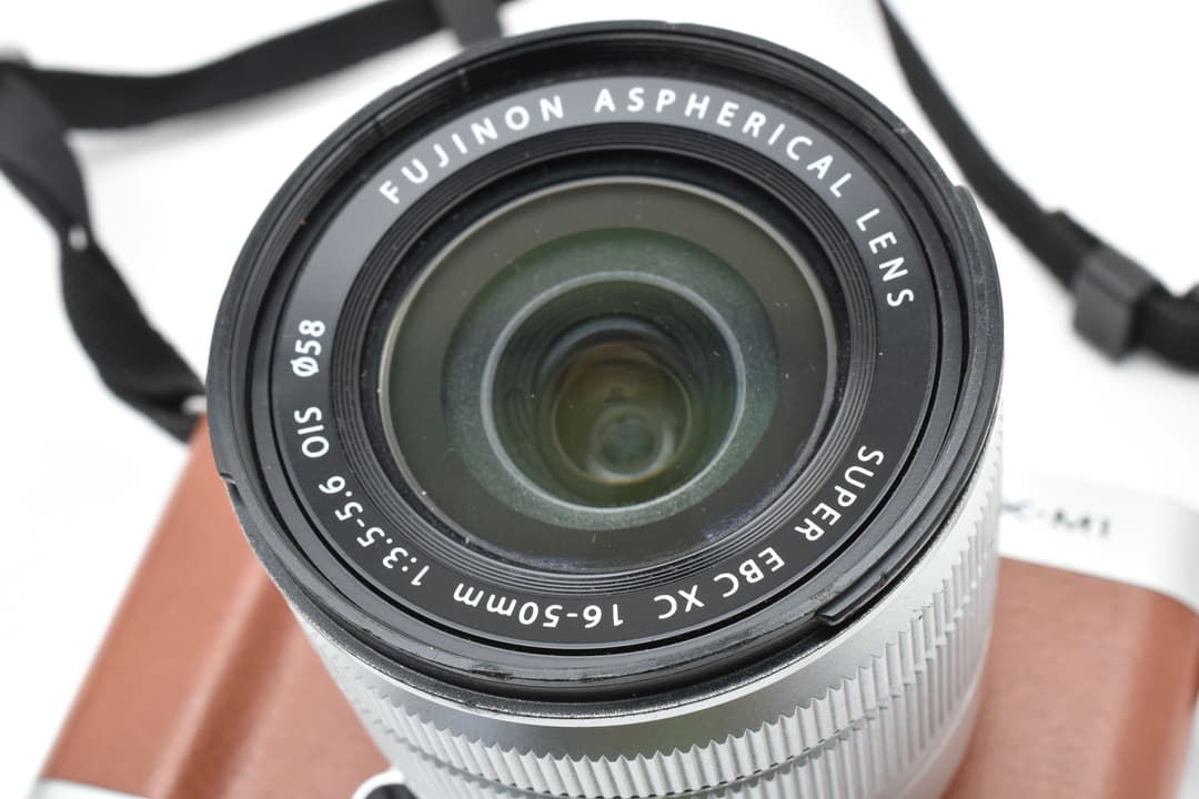 美品 Fujifilm X-M1 + 16-50mm F3.5-5.6 OIS