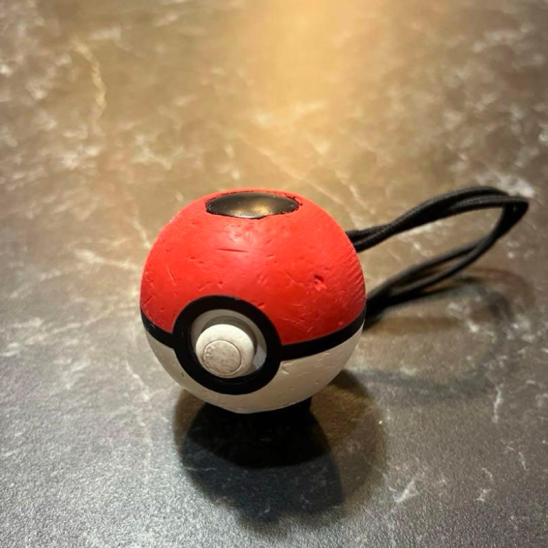 モンスターボール plus ミュウ入り - メルカリ