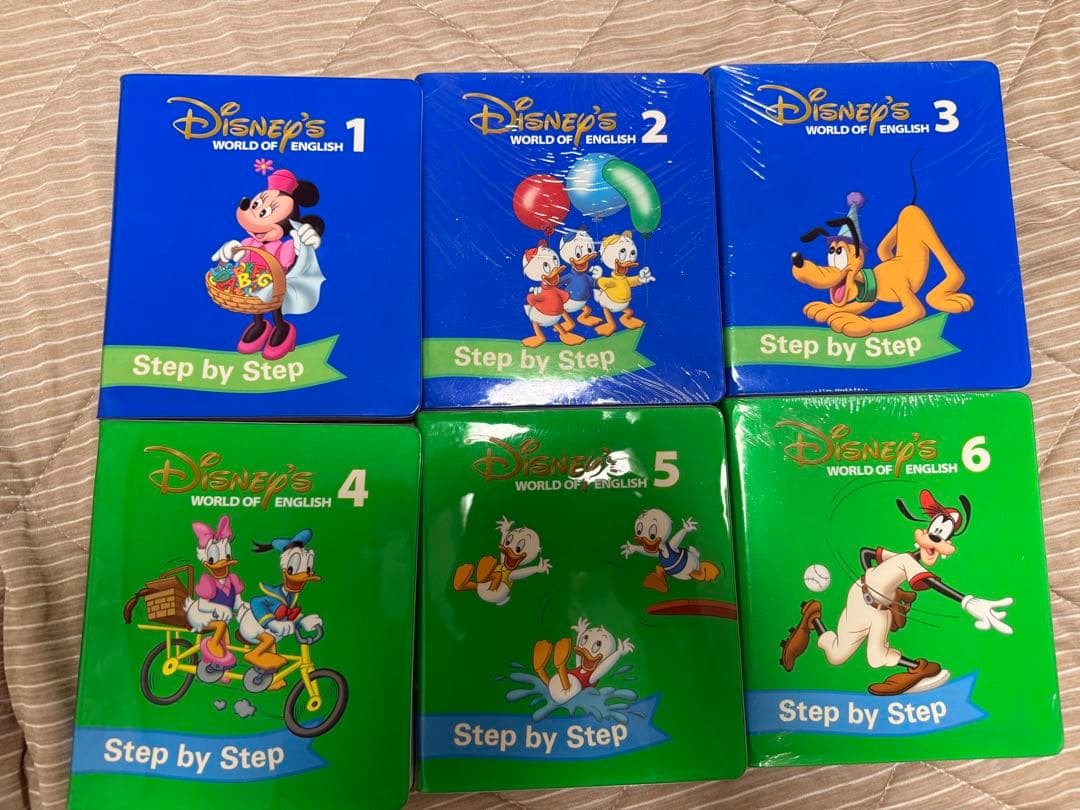 Disney's World of English 全12巻 + ガイド - メルカリ