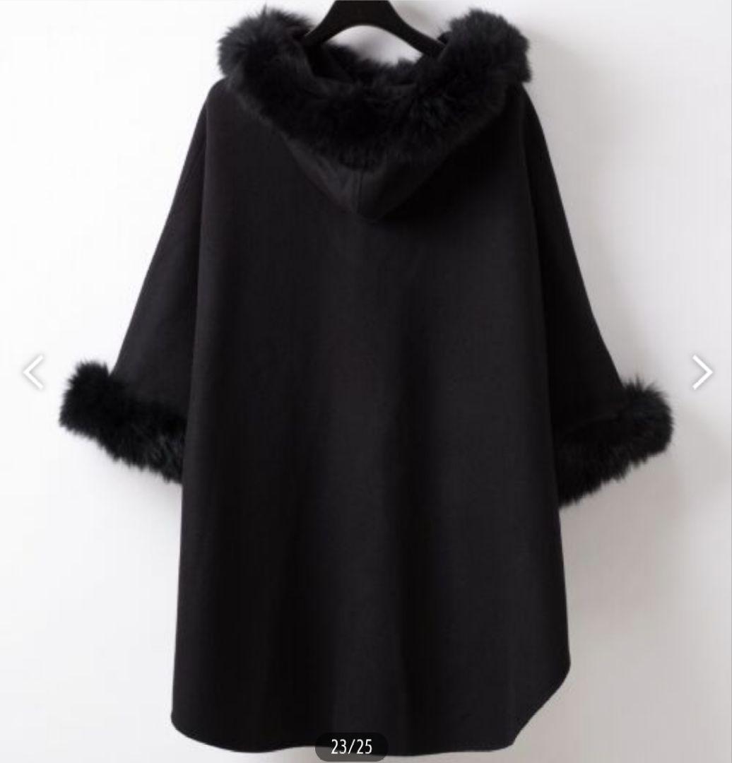 グレースコンチネンタル ファー付フードポンチョ ブラック フォックス