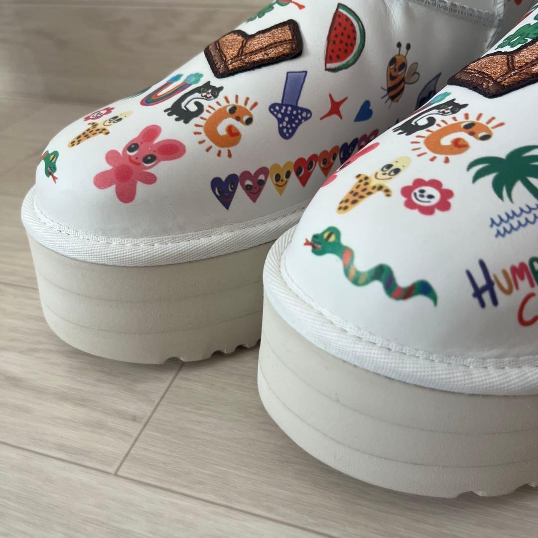 未使用品】UGG クラシック プラットフォーム ポップ スケッチ ブーツ