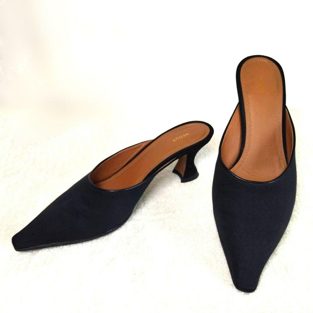 極美品！NEOUS ネオアス 黒 美シルエット ミュール 35 22.5cm
