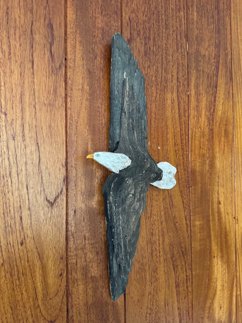 山根大典 木製鷲の彫刻 約30cm 壁掛け
