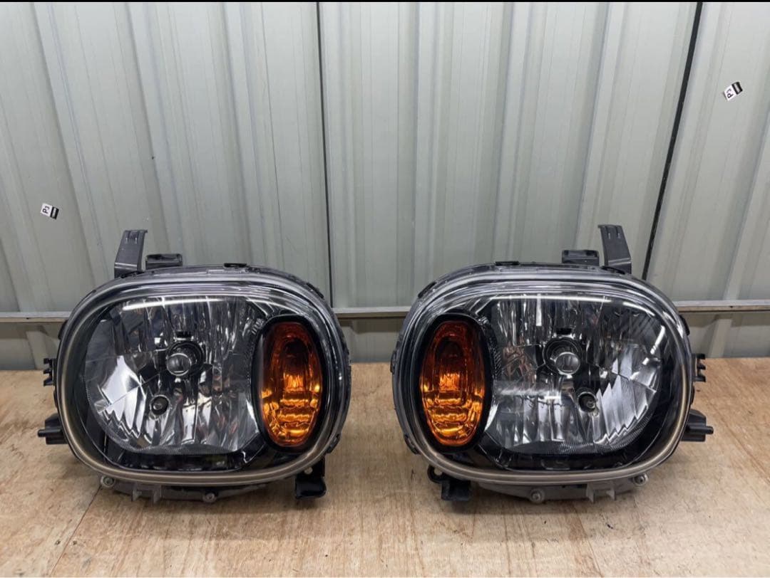 スズキ アルトラパン HE22S ハロゲンヘッドライトインナー ブラックUS