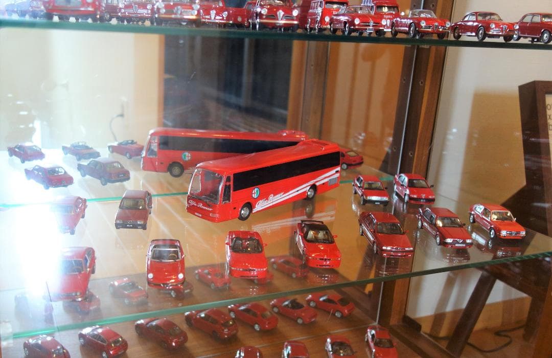 ⭐︎レア⭐︎バラ売り不可 アルファロメオ赤限定コレクション73台