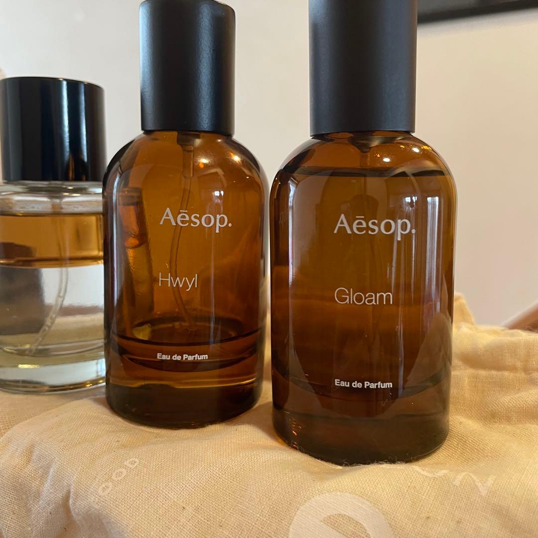 Aesop Gloam eau de perfum おまけ数点つき - メルカリ
