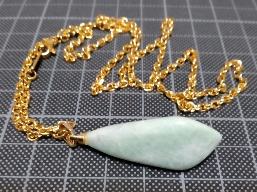 糸魚川翡翠　(翡翠：9.85g、チェーン込み：16.73g)　ネックレス　ヒスイ