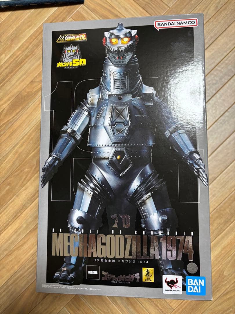 メカゴジラ　DX超合金魂　　　フィギュア 光る！鳴る！咆える！ 「DX超合金魂 メカゴジラ 1974」5月10日予約開始